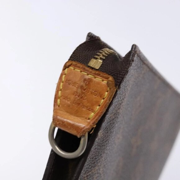 LOUIS VUITTON Monogram Bucket GM Accessory Pouch LV Auth 138787 - Picture 14 of 16